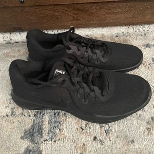 Nike Flex Supreme Black Cross Trainer